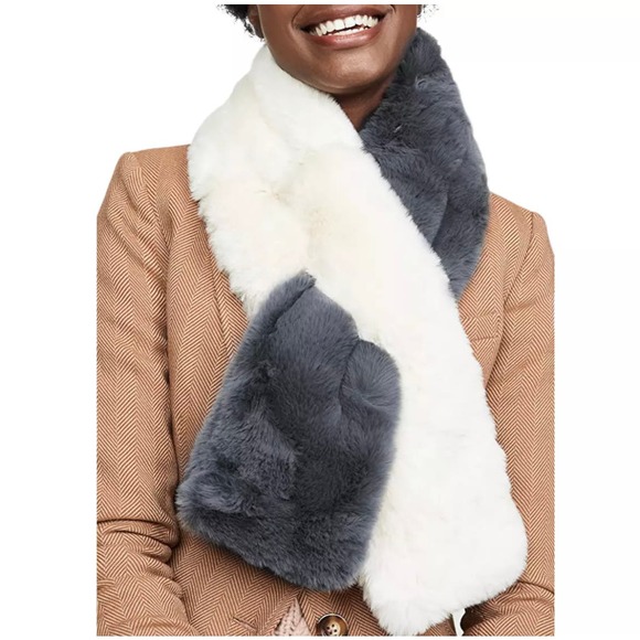 APPARIS ROXANNE Faux Fur Scarf Two Tone Gray Ivory Carbon Cozy Soft Slit OS NWT - Picture 1 of 9
